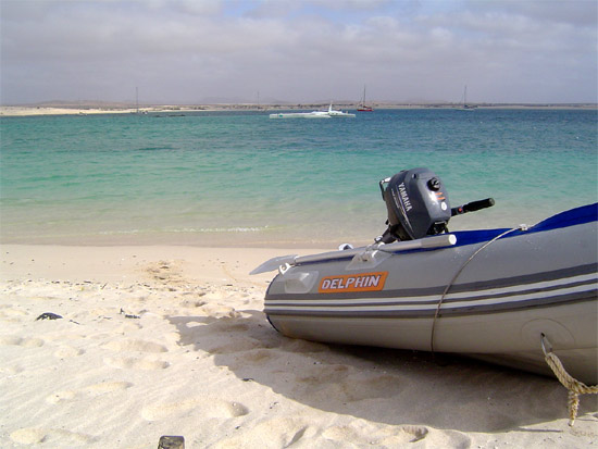 Boot am Strand